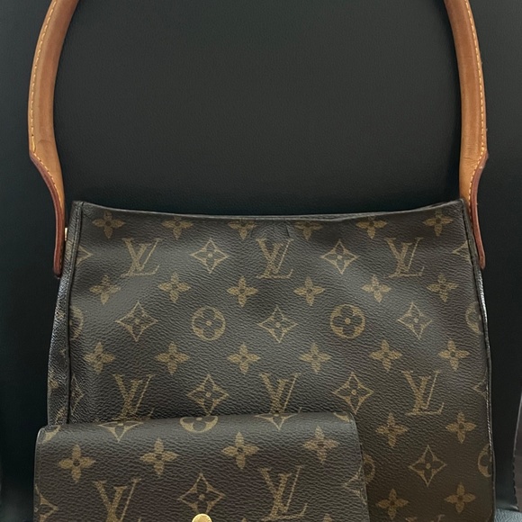 Vintage Louis Vuitton Mono Looping GM, Tri-Fold Mono Wallet and Card Holder - Picture 3 of 7